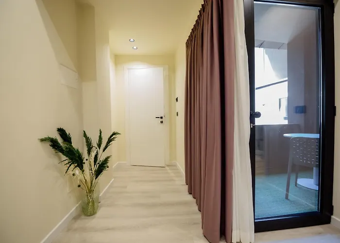 Mazzini Palace 4* 미스터비안코